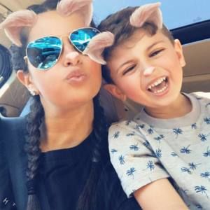 Meet your Posher, Suzie